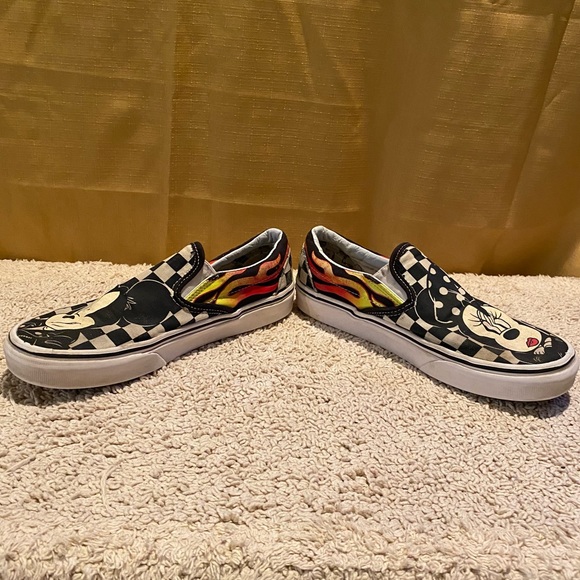 Vans Disney Mickey 90th anniversary size 6 - Picture 3 of 8